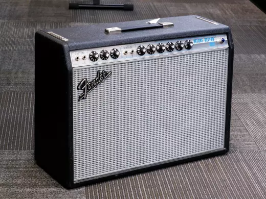 Store Special Product - Fender - \